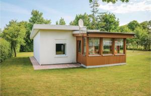 Awesome home in Krpelin-Wichmannsdrf with 1 Bedrooms
