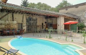 Awesome home in La Bâtie-Rolland with Outdoor swimming pool, WiFi and 4 Bedrooms