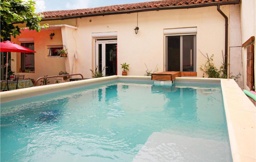 Awesome home in La Baume-de-Transit with Outdoor swimming pool, WiFi and 2 Bedrooms , 26790 La Baume-de-Transit