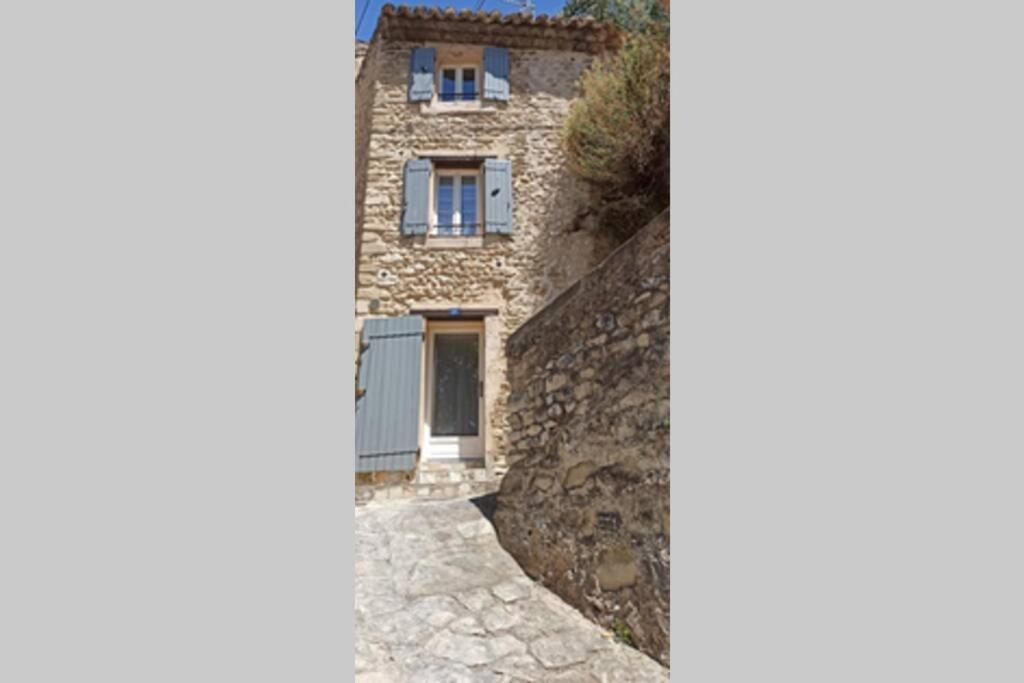 Awesome home in La Begude-De-Mazenc with 5 Bedrooms, Private swimming pool and Outdoor swimming pool 26160 Truinas