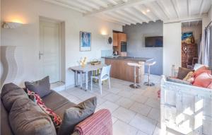 Awesome home in La Gaude with 1 Bedrooms, WiFi and Outdoor swimming pool