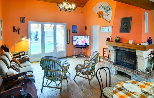 Awesome home in La Plaine Sur Mer with 3 Bedrooms