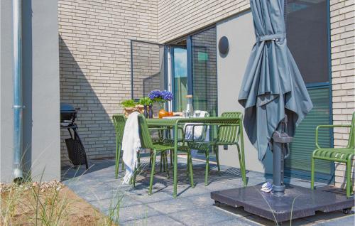 Awesome home in Lembruch-Dmmer See with 3 Bedrooms, Sauna and Indoor swimming pool