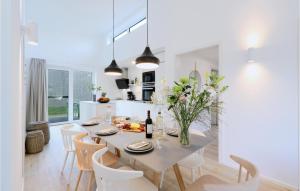 Awesome home in Lembruch-Dmmer See with 3 Bedrooms, WiFi and Indoor swimming pool
