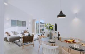 Awesome home in Lembruch-Dmmer See with 3 Bedrooms, WiFi and Indoor swimming pool