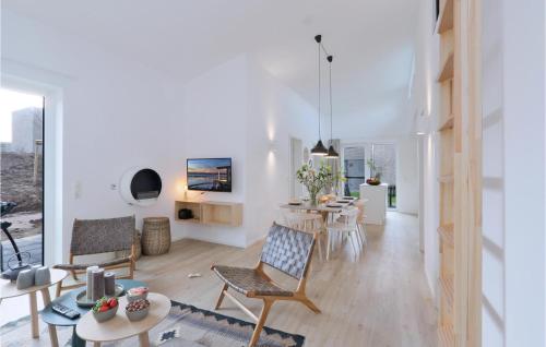 Awesome home in Lembruch-Dmmer See with Sauna, WiFi and Indoor swimming pool