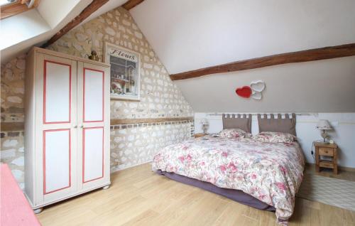 Awesome home in Les Damps with 2 Bedrooms and WiFi
