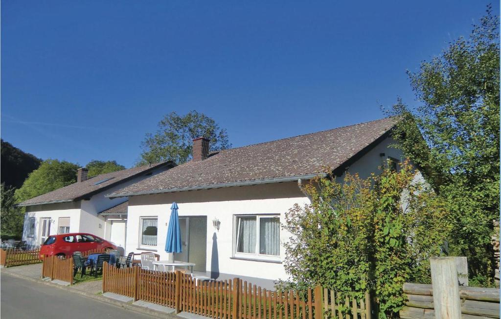 Awesome home in Ltzkampen with 2 Bedrooms and WiFi , 54717 Welchenhausen