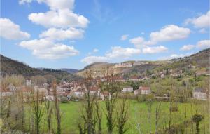 Awesome home in Marcilhac sur Cl with 3 Bedrooms and WiFi