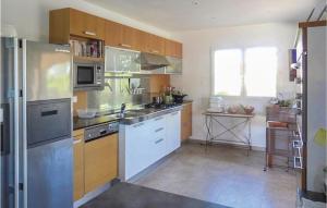 Awesome home in Montauroux with WiFi, Private swimming pool and Outdoor swimming pool
