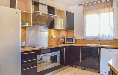 Awesome home in Moriani Plage with 6 Bedrooms, WiFi and Outdoor swimming pool