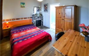 Awesome home in Morlaix with 3 Bedrooms