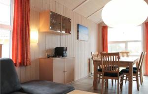 Awesome home in Otterndorf with Sauna and 3 Bedrooms