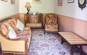 Awesome home in Paizay Naudouin with 1 Bedrooms and WiFi