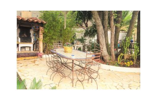 Awesome home in Pignan with 3 Bedrooms and WiFi