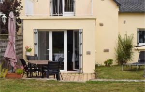 Maison de vacances Awesome home in Plouzec with WiFi and 2 Bedrooms  22470 Plouézec Bretagne