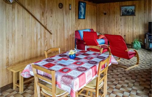 Awesome home in Pontarlier with 3 Bedrooms and WiFi