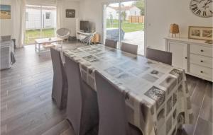 Awesome home in PORNIC with WiFi and 2 Bedrooms