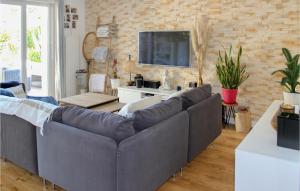 Awesome home in Pornichet with 2 Bedrooms and WiFi