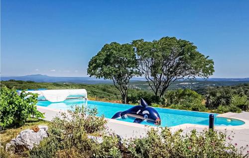 Awesome home in Poulx with 5 Bedrooms, WiFi and Outdoor swimming pool