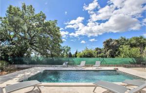 Awesome home in Rochefort du Gard with Private swimming pool, Outdoor swimming pool and Heated swimming pool