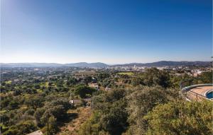Awesome home in S,Brs de Alportel with 3 Bedrooms, WiFi and Outdoor swimming pool