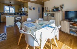 Awesome home in Saint Hilaire la Foret with WiFi and 2 Bedrooms