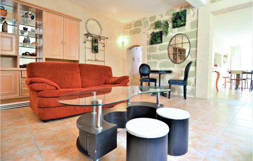 Awesome home in Saint-Quentin-la-Poter with 3 Bedrooms