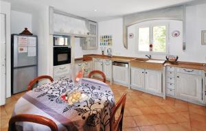 Awesome home in Salernes with 5 Bedrooms, WiFi and Outdoor swimming pool