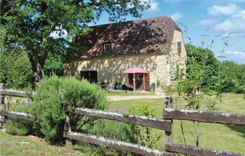 Awesome home in Salviac with 2 Bedrooms, Private swimming pool and Outdoor swimming pool