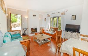 Awesome home in Sartene with 3 Bedrooms, WiFi and Outdoor swimming pool