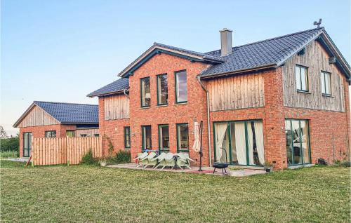Awesome home in Schwarz with WiFi and 5 Bedrooms