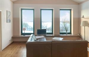 Awesome home in Schwarz with WiFi and 5 Bedrooms