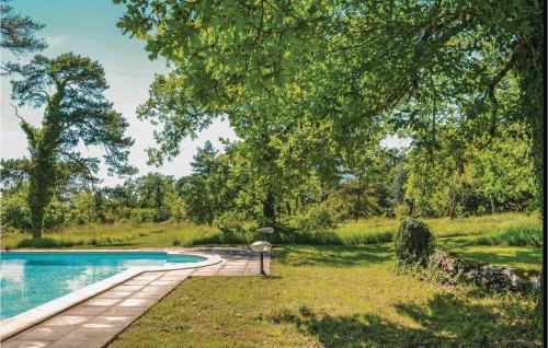 Awesome home in Sers with 4 Bedrooms, WiFi and Outdoor swimming pool