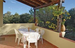 Awesome home in Sollies Toucas with 3 Bedrooms, WiFi and Private swimming pool