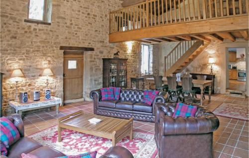 Awesome home in Souvigne with 5 Bedrooms, WiFi and Outdoor swimming pool