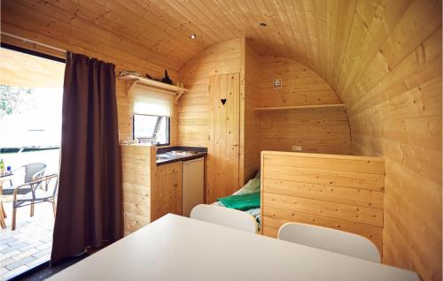 Awesome home in Ssel with WiFi