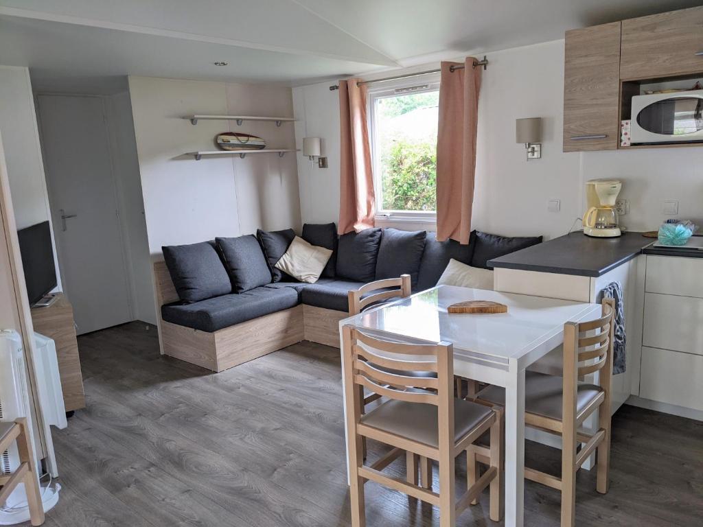 Awesome home in Steinheid with 3 Bedrooms and WiFi