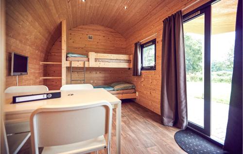 Awesome home in Süsel with WiFi