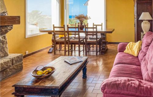 Awesome home in Trvou Treguignec with 4 Bedrooms and WiFi