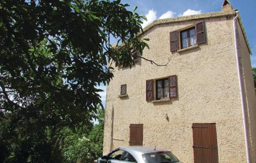 Awesome home in Valle di Rostino with 3 Bedrooms and WiFi
