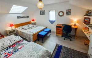 Awesome home in Vannes with 2 Bedrooms and WiFi