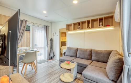 Awesome home in Wemding with 1 Bedrooms and WiFi