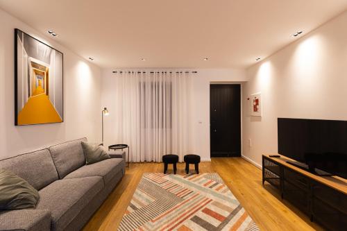 Azor Guest House 113 B