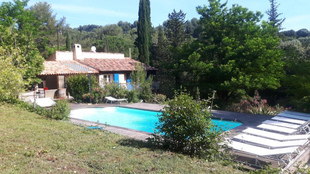 Maison de vacances baraveou home in nature 168 Chemin Baraveou 83740 Le Plan