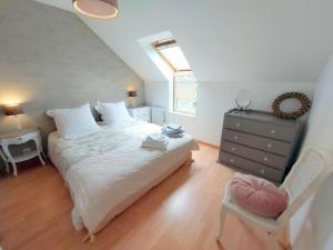 Beachfront holiday home, Guisseny