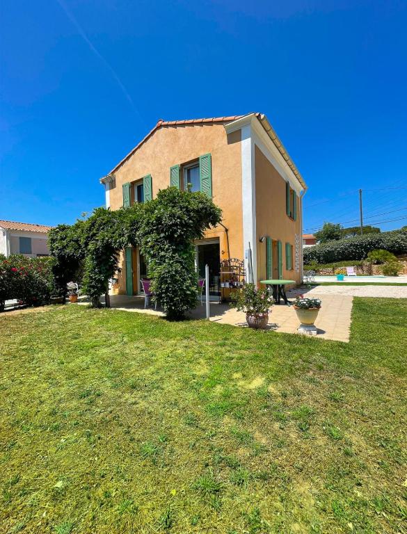 Beachhouse Algarve, Beach 50m 8650-192 Salema