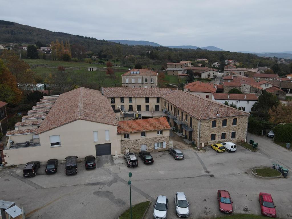 Beau logement 4 chambres Le Briat, 42520 Roisey