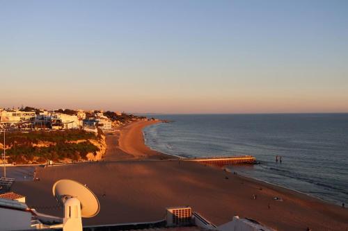 Beautiful 3 floors front beach house with terrace