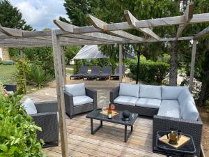 Beautiful 4 bedroom country cottage sleeps 7